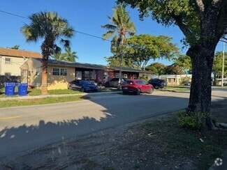 Building Photo - 2103 N 20th Ave
