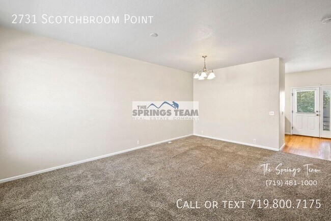 Foto del edificio - 2731 Scotchbroom Point