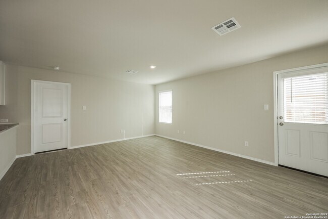 Foto del edificio - 7314 Cultivator Way
