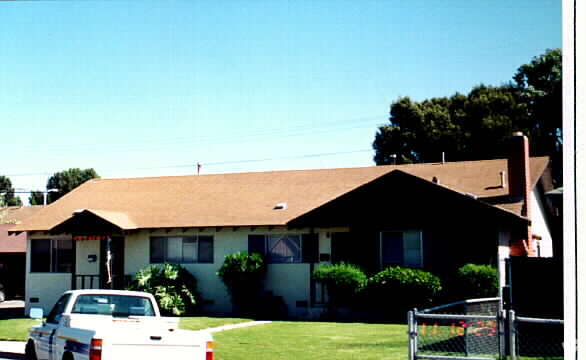 Building Photo - 871-873 Joyce Dr