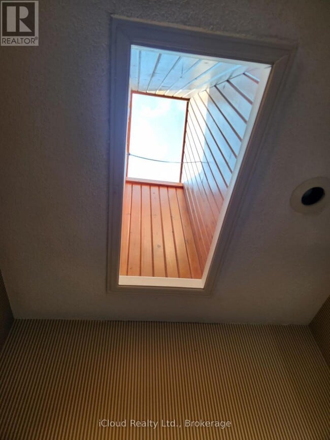 Building Photo - 178 Scott St