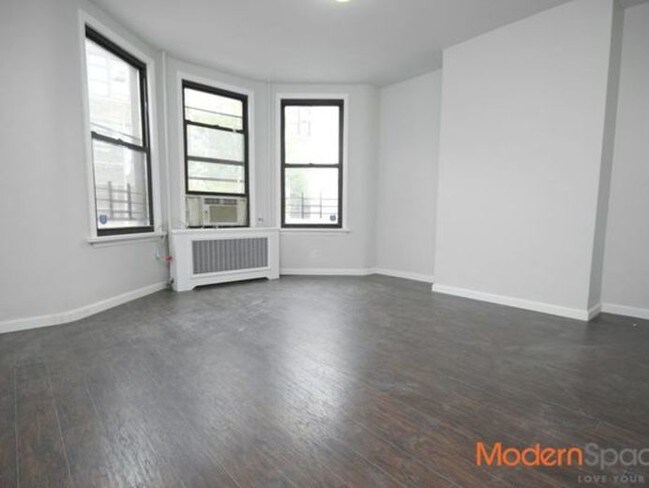 Foto del edificio - 3308 35th Ave
