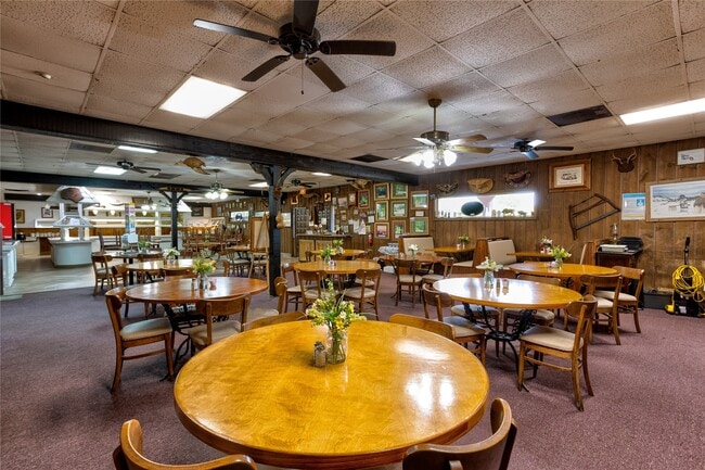 Building Photo - 2414 S Gordon St