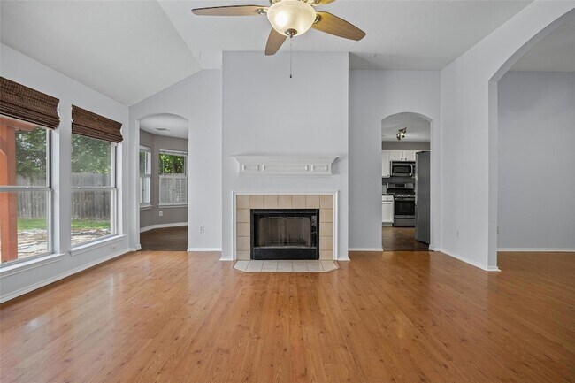 Foto del edificio - 11304 Avering Ln
