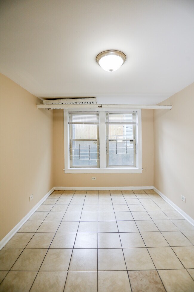 Foto del edificio - 4728 N Spaulding Ave