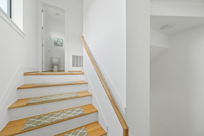 Foto del edificio - 2239 N MacGregor Way