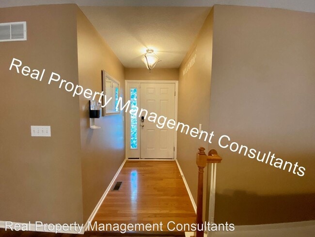 Building Photo - 3 br, 3 bath House - 907 Midjay Dr