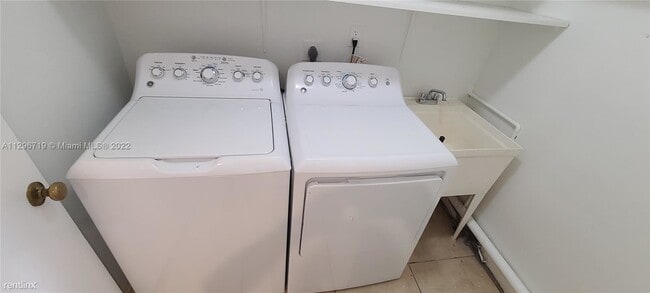 Foto del edificio - 4 br, 2 bath House - 7255 SW 125th St