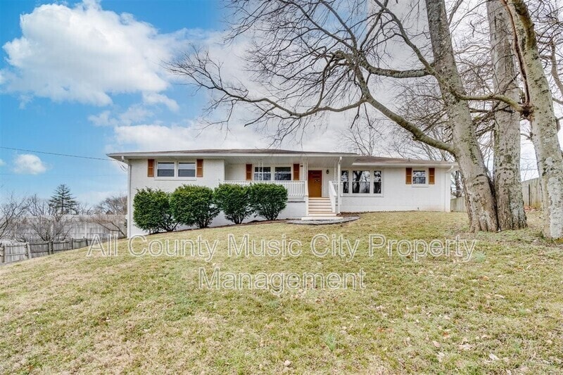 Foto principal - 209 Rhine Dr
