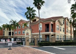 Building Photo - 4600 SW 160th Ave