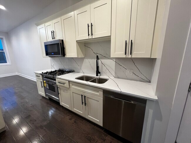 Foto del edificio - 4819 Main St