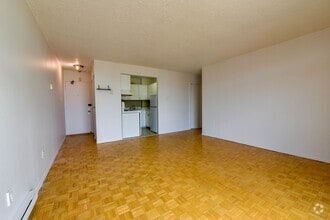 Building Photo - 1595 Rue Rachel E