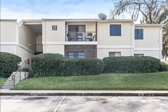 Building Photo - 310 Cherokee Ct