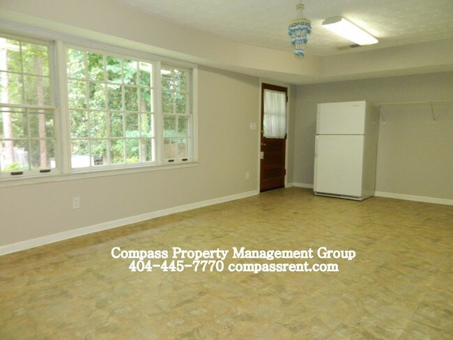 Foto del edificio - 95 Brookcrest Dr