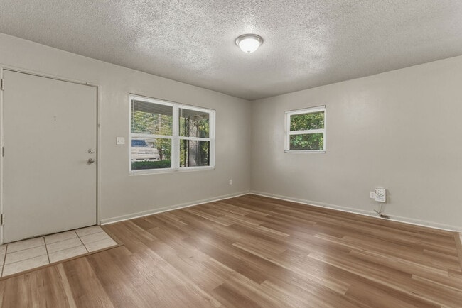 Photo - 1427 Connecticut St Townhome