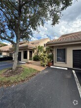 Building Photo - 16318 Malibu Dr