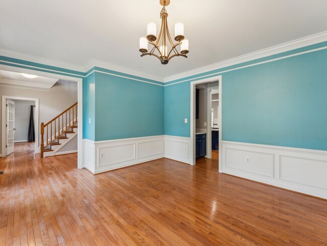 Building Photo - Stunning 4-Bed, 4.5-Bath Colonial Brick Ho...
