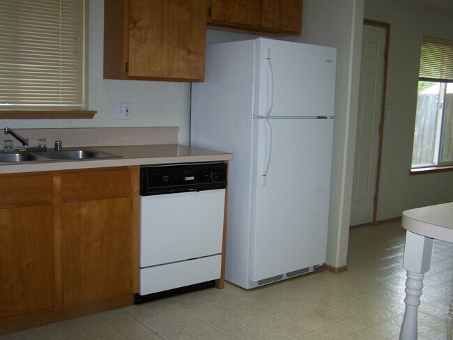 Building Photo - 72 E Pine Park Ln