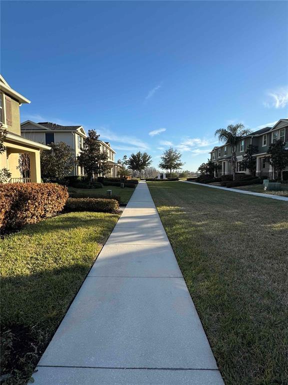 Building Photo - 10070 Tawny Mdw Aly