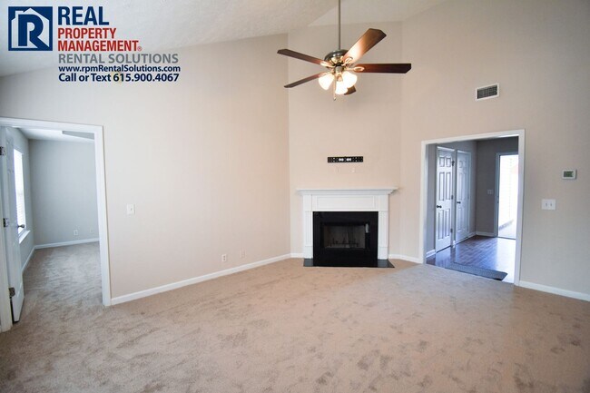 Building Photo - Adorable 3bd 2ba home in Blackman area. 2 car garage and fenced yard!