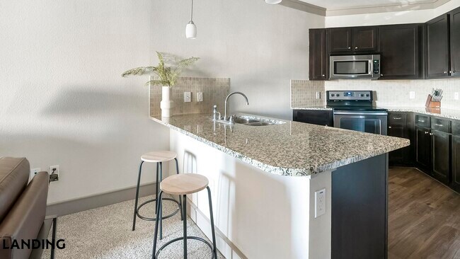 Foto del edificio - 18021 Kingsland Blvd