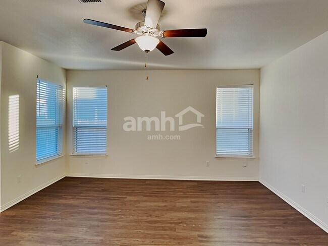 Foto del edificio - 188 Pebble Creek Run