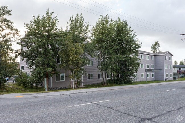 Building Photo - 5440 E 26th Ave