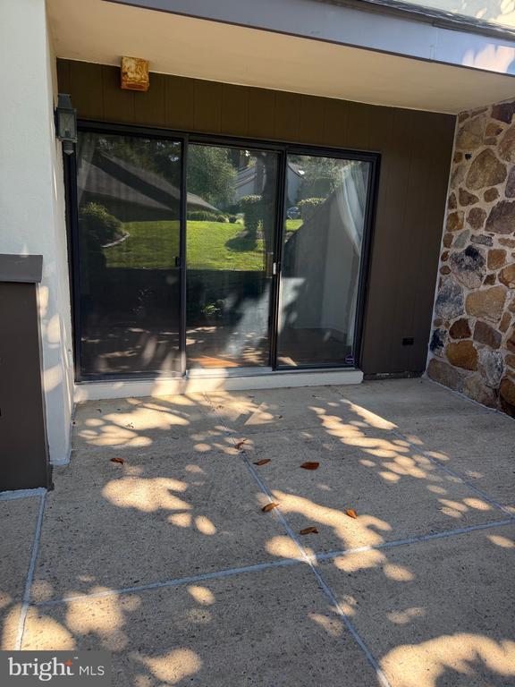 Foto del edificio - 14 Oak Knoll Dr