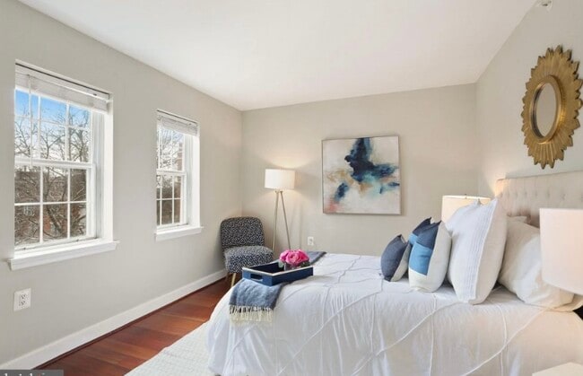 Photo - 3609 38th St NW (Washington, DC) Apartment