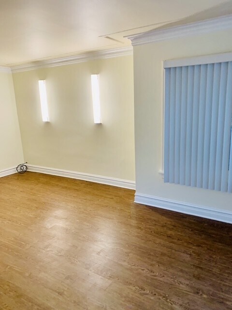 Foto del edificio - 5567 W Van Buren St