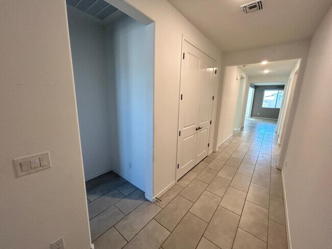 Building Photo - 19937 Exeter Blvd