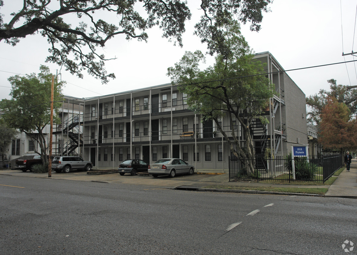 Primary Photo - 1818 Prytania St