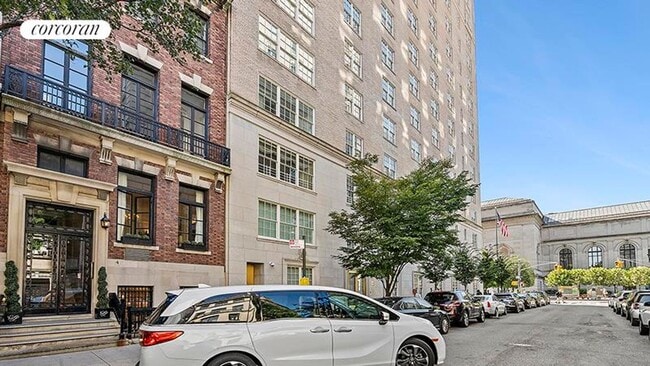 Building Photo - 4 E 81st St