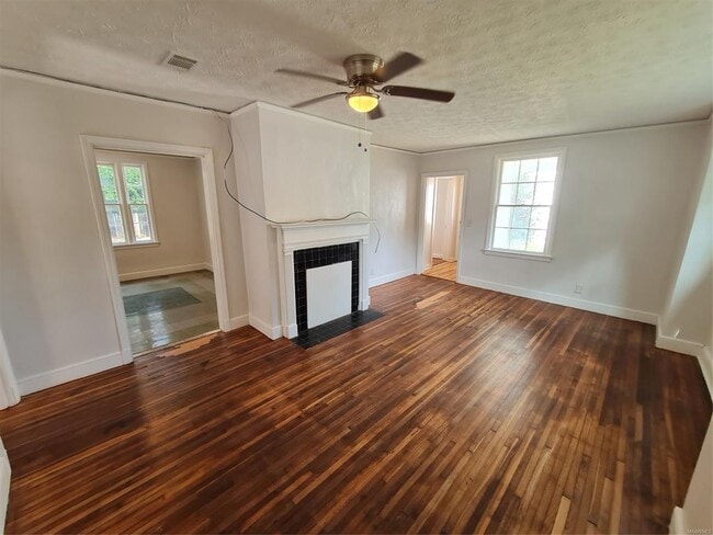 Building Photo - 2113 Brewton St