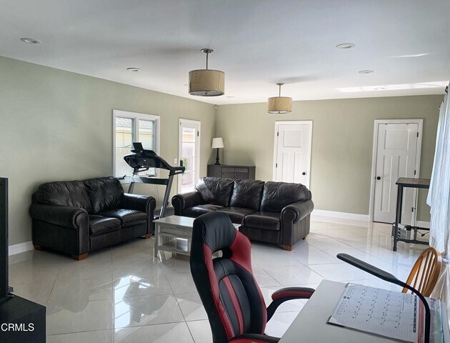 Building Photo - 1435 Mirasol Dr