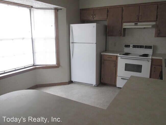 Building Photo - 2 br, 1 bath House - 1036 Sybil Drive