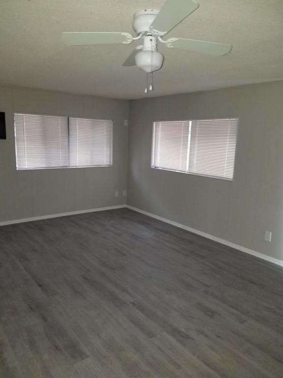 Foto del edificio - 3555 Edenwood Dr