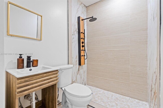 Foto del edificio - 1824 NW 47th St