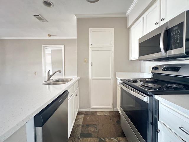 Foto del edificio - 8888 Tallwood Dr
