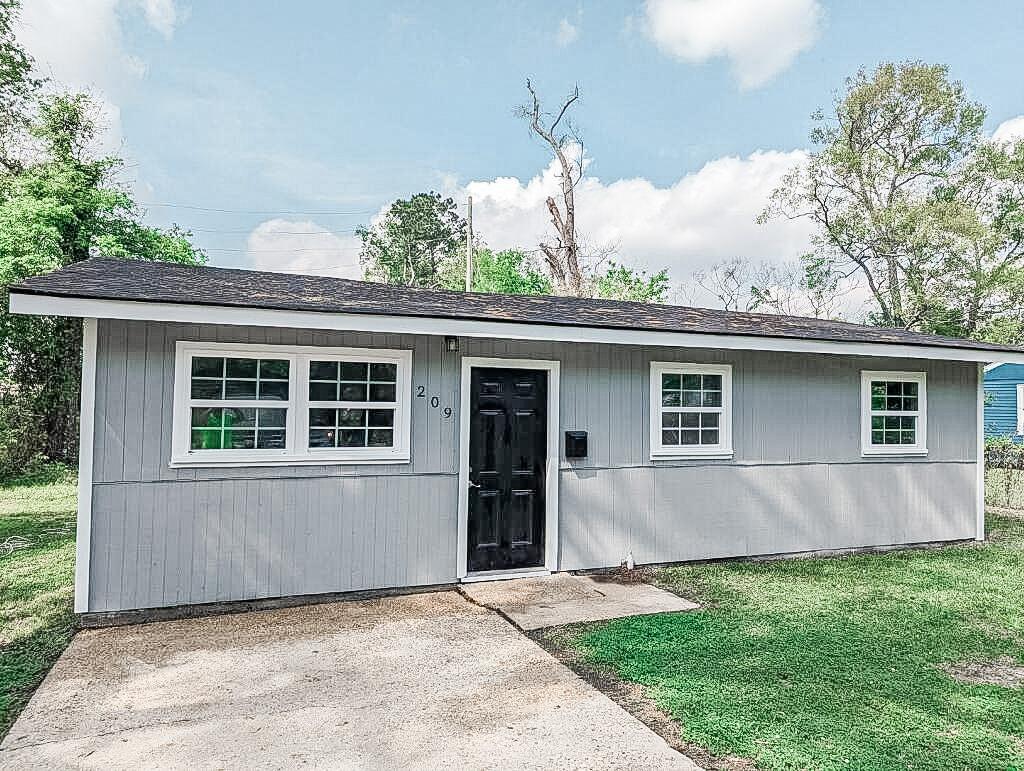 Foto principal - 209 Dixie Drive