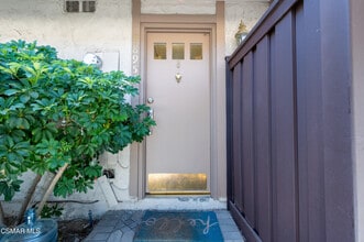 Building Photo - 28955 Oakpath Dr