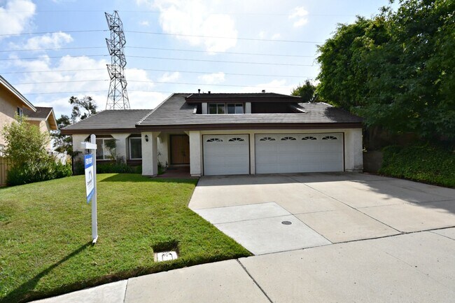 Building Photo - Spacious Home in La Costa with Nice View!!