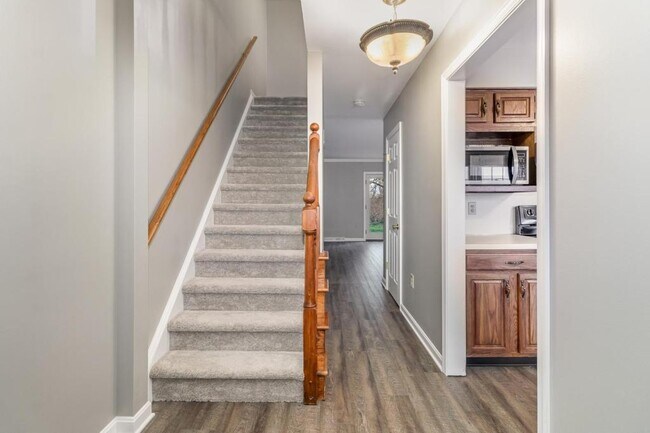 Foto del edificio - 618 Park Ridge Dr