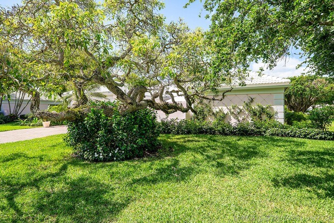 Building Photo - 4419 E Sanderling Cir