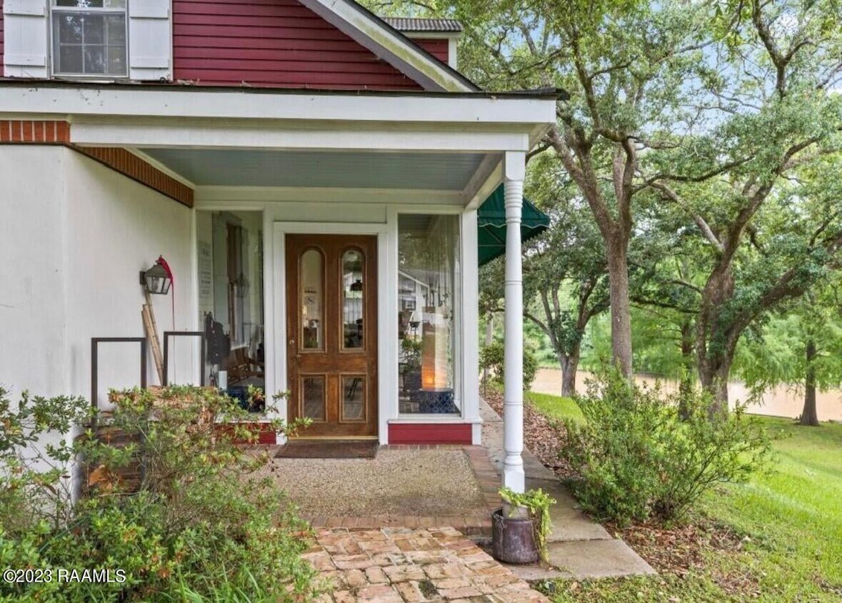 1414 E Bayou Pkwy, Lafayette, LA 70508 House Rental in Lafayette, LA