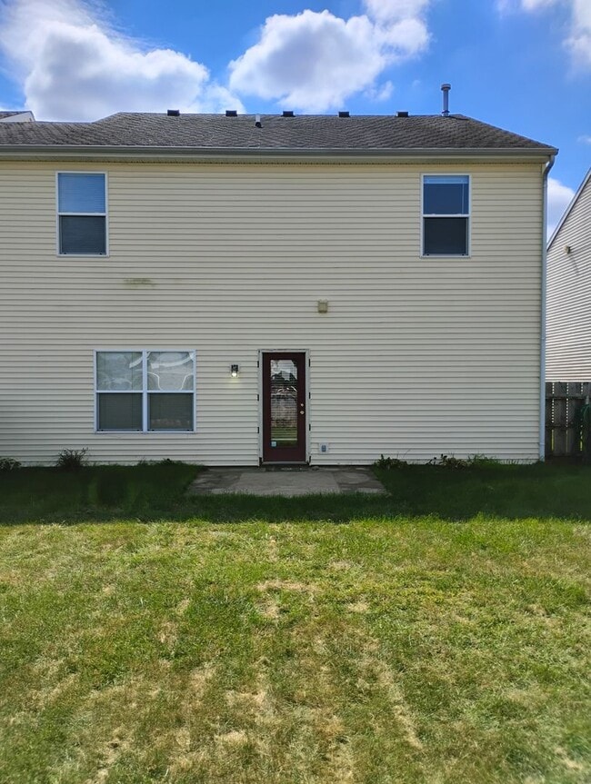 Building Photo - 3368 Edison Dr