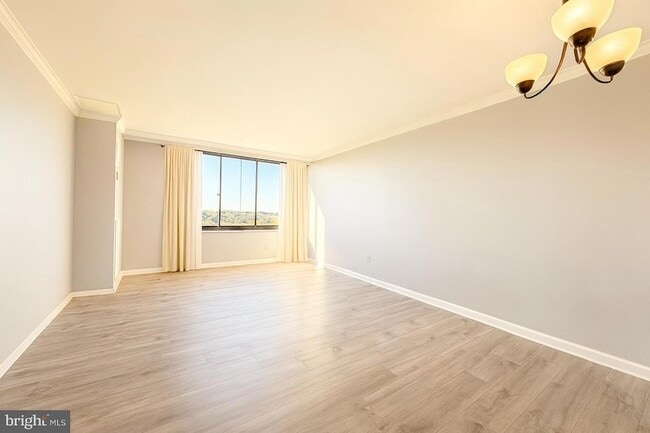 Foto del edificio - 5500 Holmes Run Pkwy