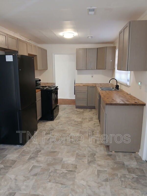 Foto del edificio - 1100 Beaman Lake Rd