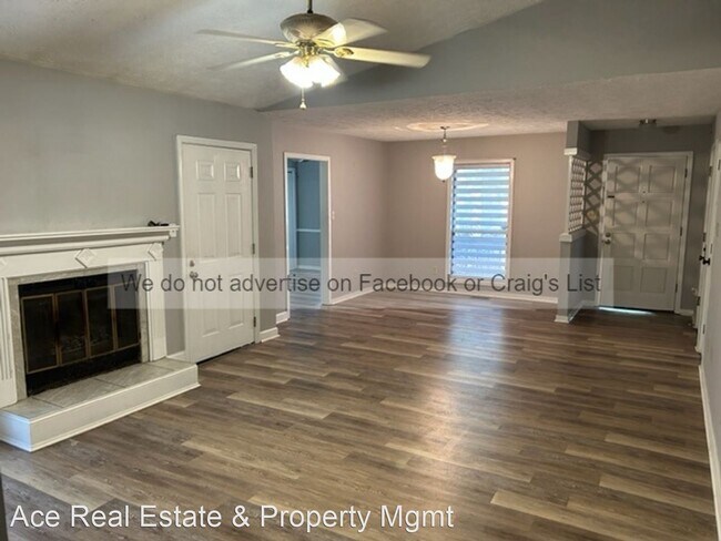 Building Photo - 3 br, 2 bath House - 4437 Briton Circle