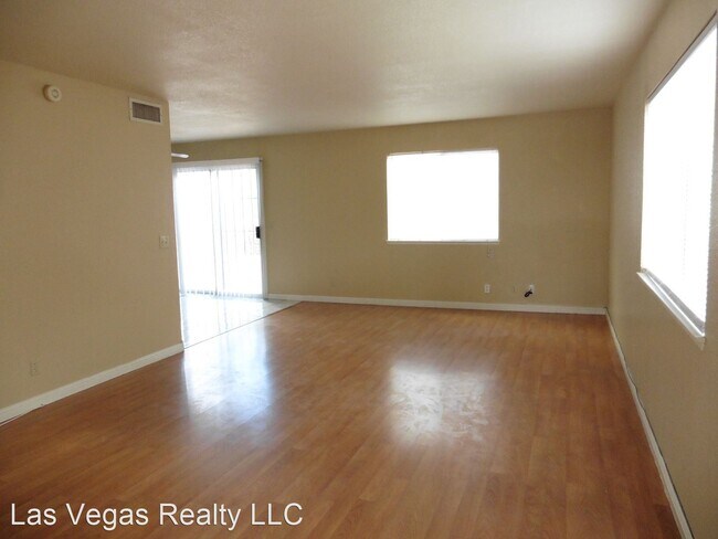 Foto del edificio - 3 br, 2.5 bath House - 8057 Draco Cr